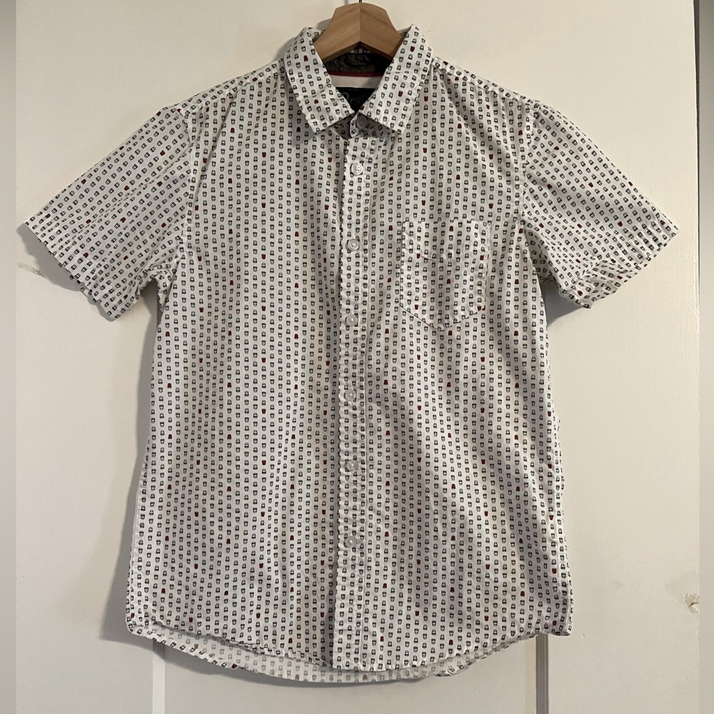 Men’s Red Solo Cup Pattern Button Down Party Shirt Size Small